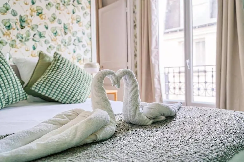 Green Apartment Paris City Center - II contacts
