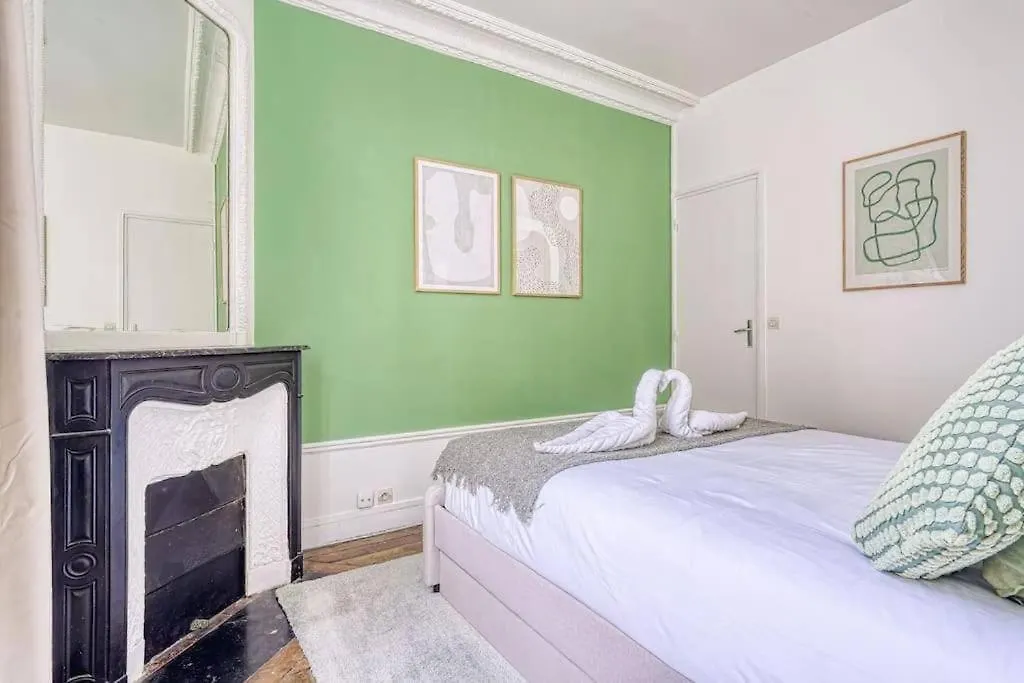Green Apartment Paris City Center - II